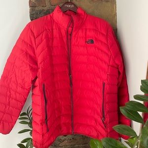 Men’s North Face jacket - XL - red